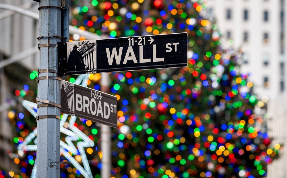 Where to See Christmas Lights in New York